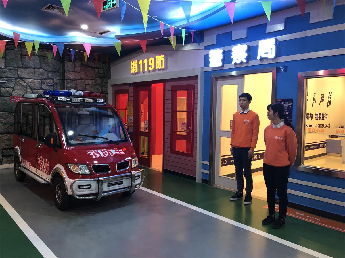 VR消防科普體驗館的項目有哪些？最新款vr設(shè)備